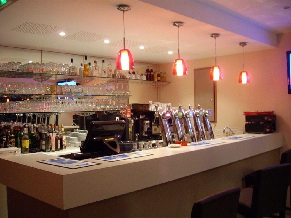 Logis-Hotel & Restaurant Le Carnot บอลเบค ภายนอก รูปภาพ